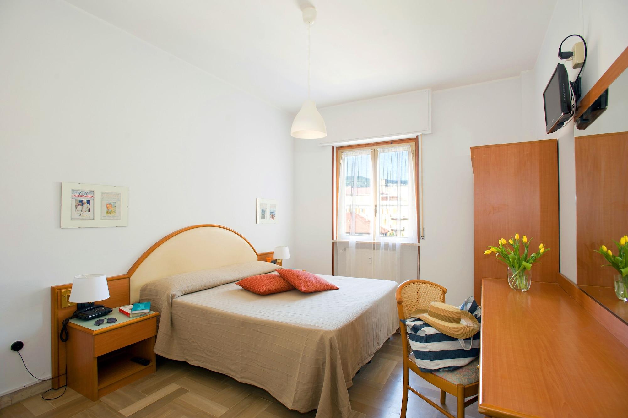 Hotel Bacco Rooms And Breakfast Pietra Ligure Zewnętrze zdjęcie
